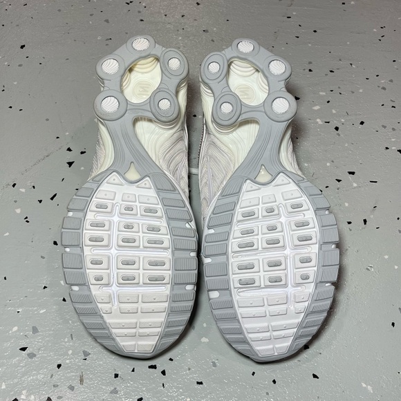 Nike Shox Navina Women’s Running Athletic Shoes Size 8 White / Rainbow RARE!! - Picture 11 of 12